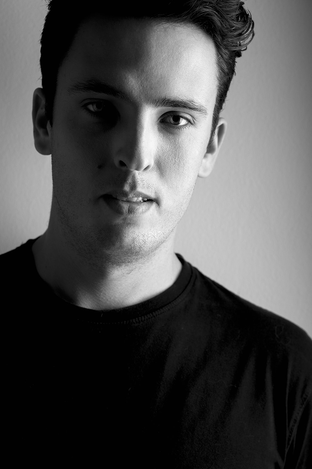 Miguel Silva | DJ Mikownite