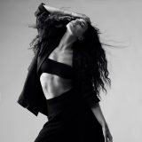 Explore Inga's captivating model portfolio in our photography sessions, highlighting elegant and stylish portraits.