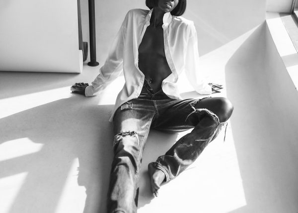 Beautiful model portfolio photos with Jazzy. Experience elegant portrait sessions that highlight personal style.