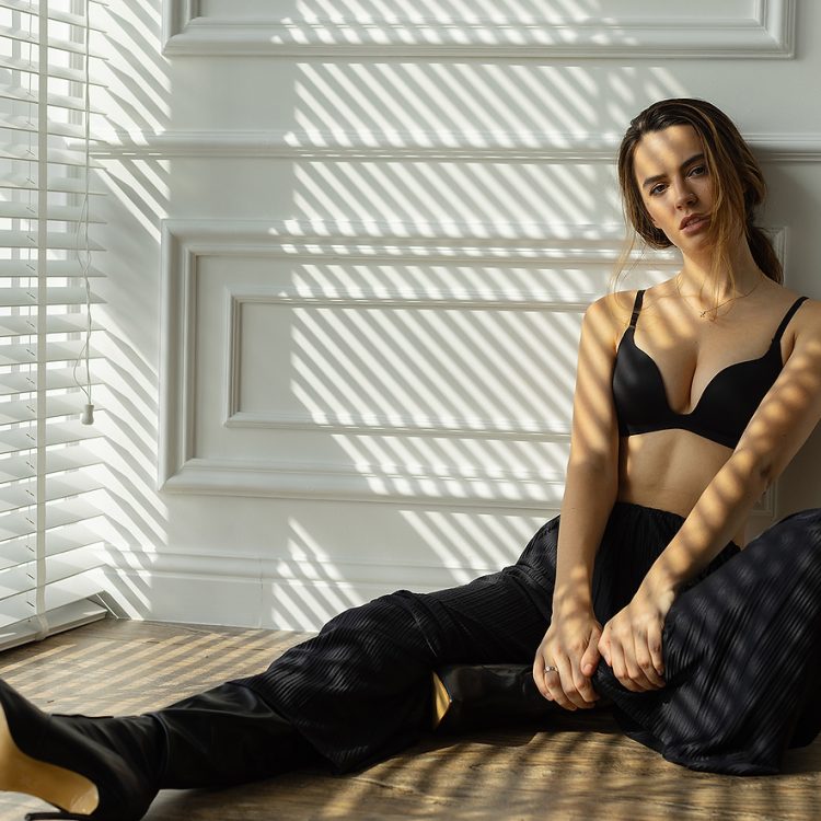 Experience the elegance of Ksenia in this model portfolio photoshoot.