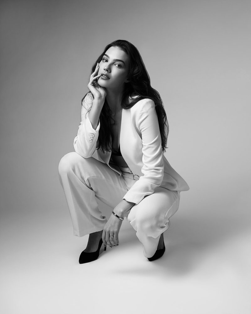 Showcasing Lauren's captivating model portfolio photography.