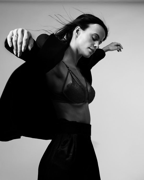 Luana’s Stunning Model Portfolio Captured by Josh Photoshoot