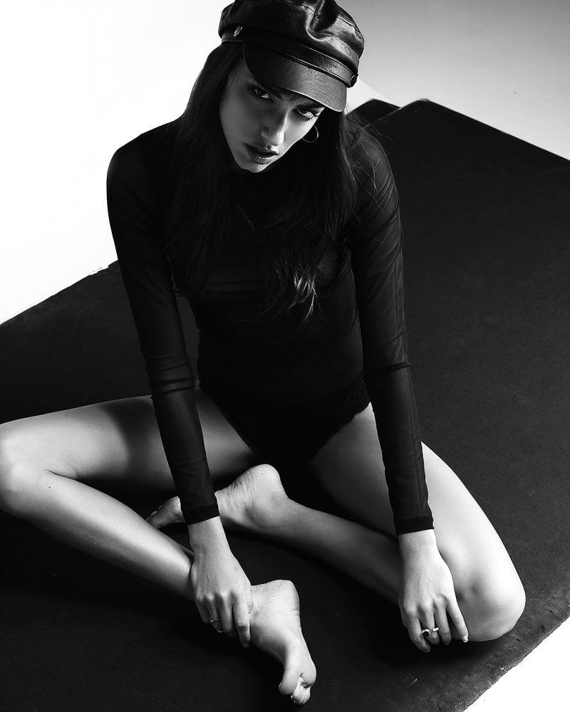 Explore Martina's captivating model portfolio photoshoot showcasing her style and grace.