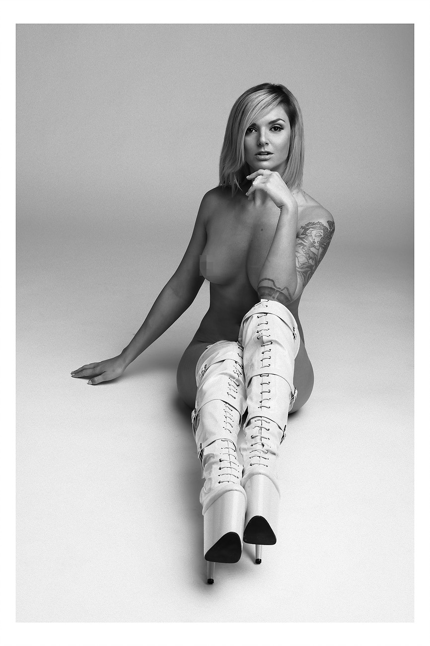 Boudoir Photography with Nati