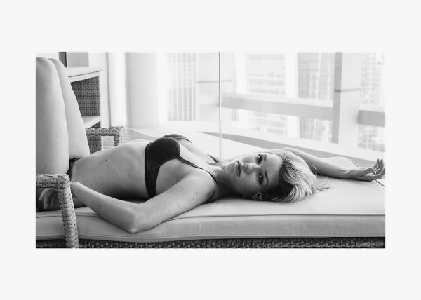 Explore Tania's sensual portraits in this captivating photoshoot, showcasing tasteful boudoir photography.